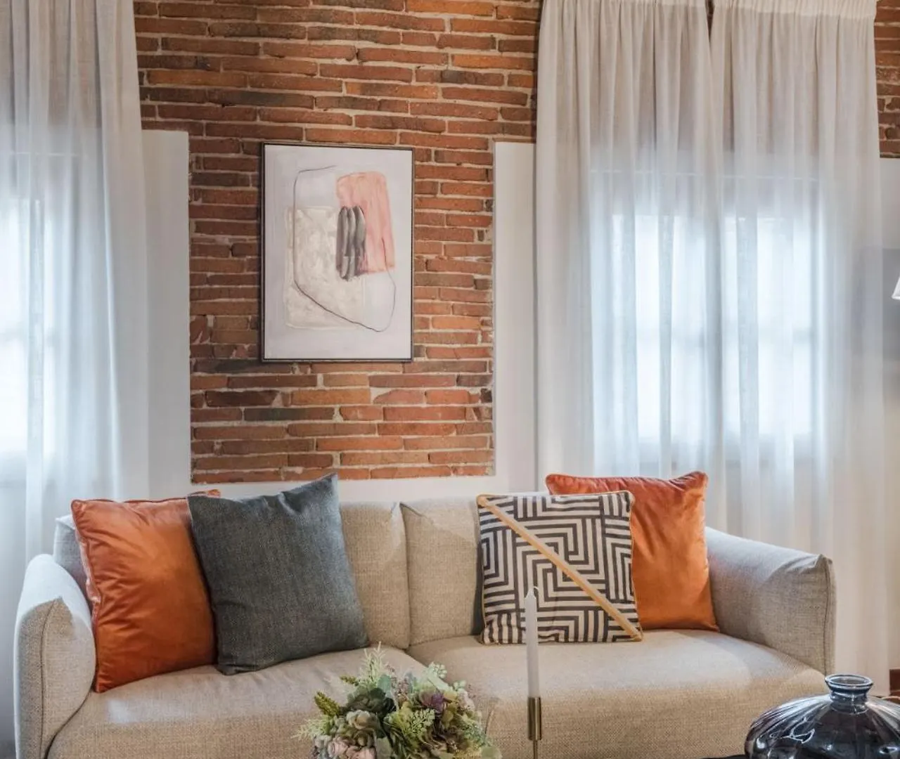 Dorina Penthouse 2 Bedrooms 2 Bathrooms In Lucca